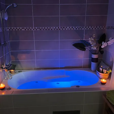 Le Faubourg Saint Martin Loft And 1