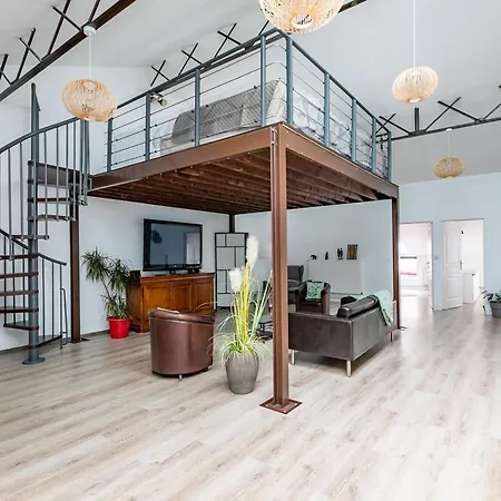 Apartment Le Faubourg Saint Martin Loft And 1